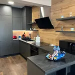 Esterhazy Apartamento *
